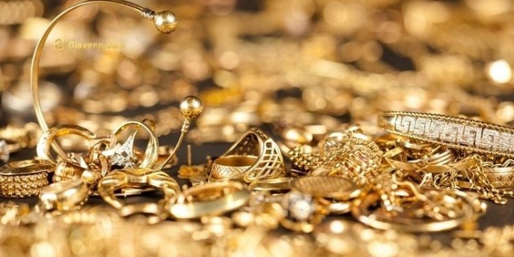 Vàng 15K là vàng gì? Vàng 15K bao nhiêu 1 chỉ?