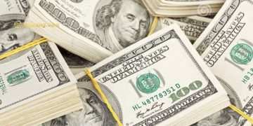 Giá vàng tắt tiếng khi sức mạnh của đồng bạc xanh tăng lên