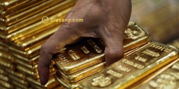 Vàng quay trở lại từ đỉnh 5 tháng