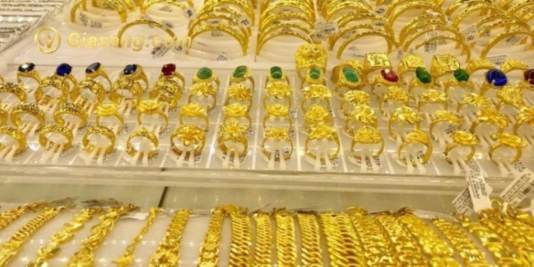 Giá vàng trong nước hôm nay 3/12: Giá vàng SJC giảm nhẹ