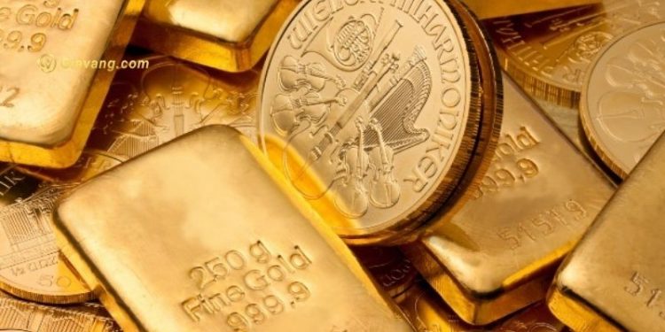 Vàng kiếm được 1.800 USD 1 Vàng kiếm được 1.800 USD