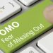 Fomo là gì? Hội chứng sợ bỏ lỡ thường thấy trong đầu tư 6 Fomo là gì? Hội chứng sợ bỏ lỡ thường thấy trong đầu tư
