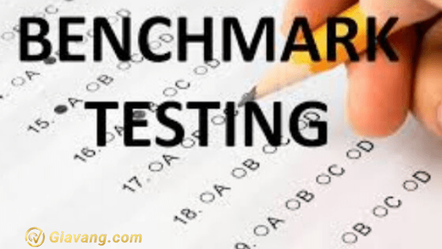 benchmark test là gì