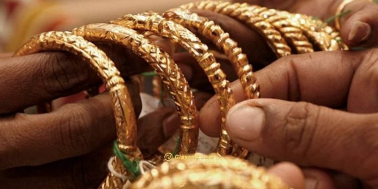 Phân tích giá vàng 17/3: Vàng vượt qua $1.930