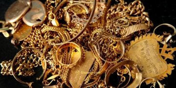 Vàng (11/3) lập tuần tăng thứ hai khi khủng hoảng Ukraine gia tăng