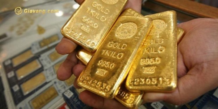 Giá vàng trong nước hôm nay 20/4: Giá vàng SJC lao dốc mạnh