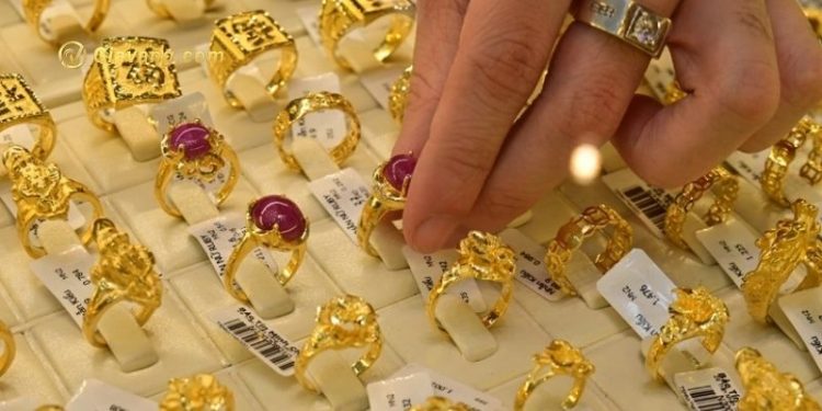 Giá vàng trong nước hôm nay 27/4: Giá vàng SJC quay đầu giảm nhẹ 1 Giá vàng trong nước hôm nay 27/4: Giá vàng SJC quay đầu giảm nhẹ