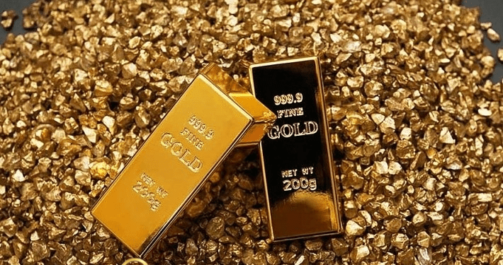 Vàng lên, các nhà đầu tư chờ đợi dữ liệu lạm phát 1 Hợp đồng tương lai vàng