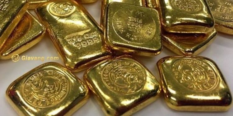 Giá vàng Quốc tế hôm nay 4/5: Giá vàng biến động trái chiều