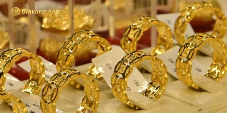 Giá vàng trong nước hôm nay 17/5: Giá vàng SJC hồi sức nhẹ 1 Giá vàng trong nước hôm nay 17/5: Giá vàng SJC hồi sức nhẹ