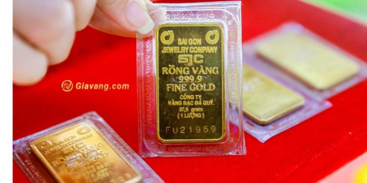 Vàng miếng SJC là gì? Tại sao vàng SJC đắt hơn vàng 9999? 1 Tại sao vàng SJC đắt hơn vàng 9999?