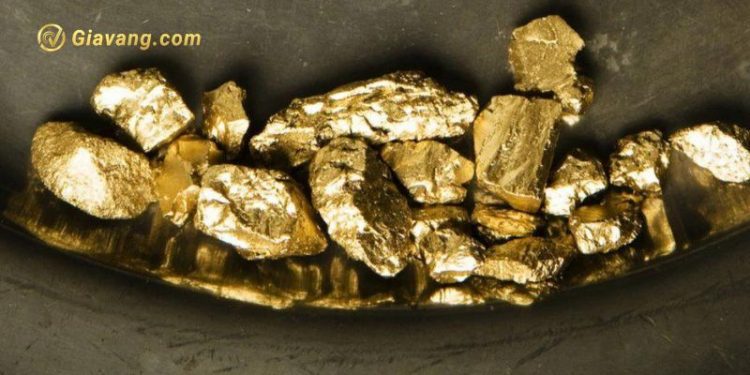 Vàng và bạc có khả năng trượt giá