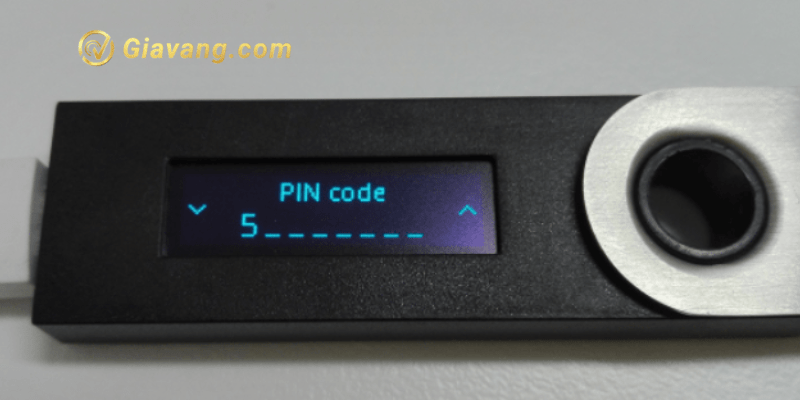 Thiết lập mã Pin cho ví Ledger Nano S.