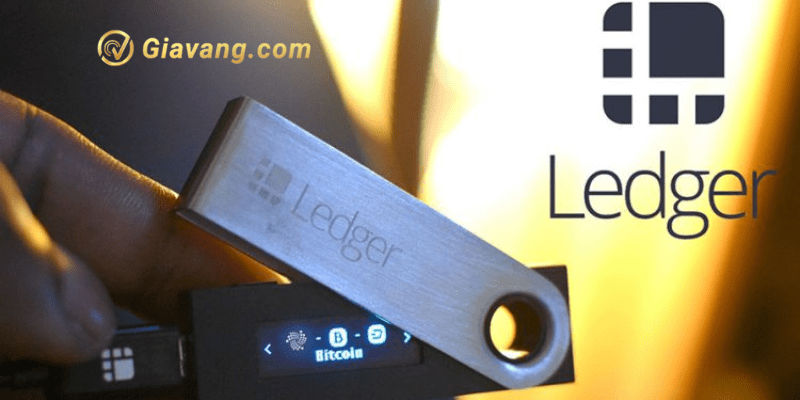 Ví cứng Ledger Nano S là gì 2