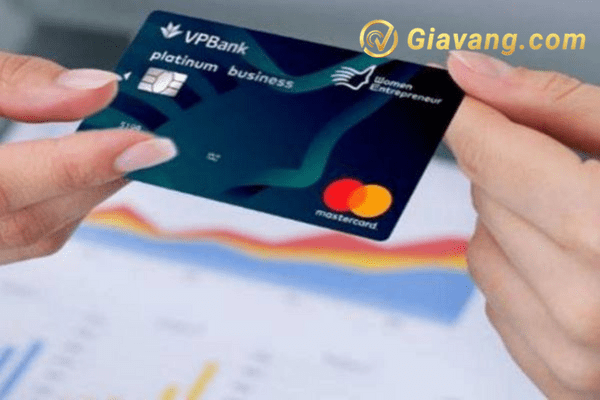Vay tiền online bằng thẻ tín dụng