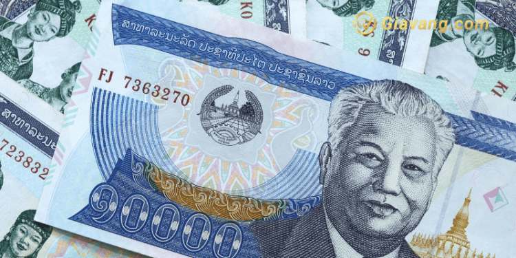 Đổi tiền Lào ở đâu? 1 Kíp lào bằng bao nhiêu tiền việt nam?