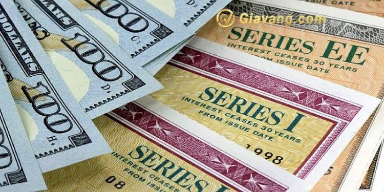 Trái phiếu ngân hàng là gì? Nên mua trái phiếu ngân hàng hay gửi tiết kiệm? 1 Trái phiếu ngân hàng là gì? Rủi ro khi đầu tư trái phiếu ngân hàng