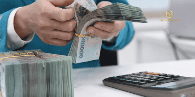 Cách gửi tiết kiệm ngân hàng để sinh lợi tối đa 1 Cách gửi tiết kiệm ngân hàng để sinh lợi tối đa