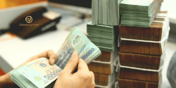 Có nên rút tiền tiết kiệm trước thời hạn hay không?