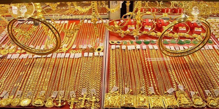 Giá vàng trong nước hôm nay 17/2/2023: Vàng SJC đứng yên 1 Giá vàng trong nước ngày 17-2-2023