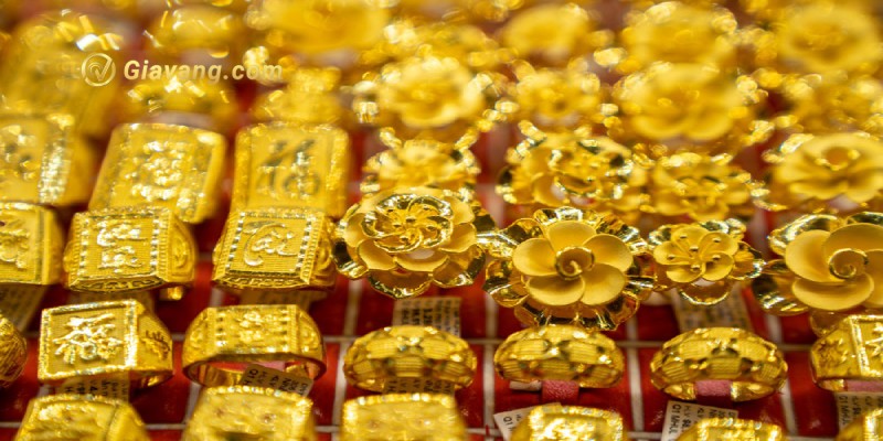 Vàng SJC ổn định quanh mức 67 triệu đồng/lượng