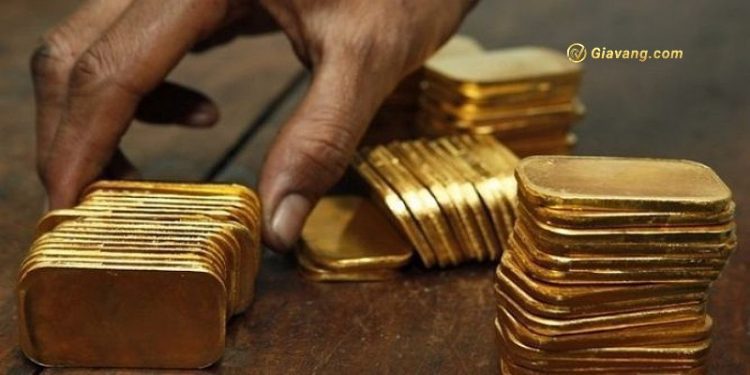 Phân tích giá vàng ngày 12/12/2023: XAU/USD chạm mức thấp trong 3 tháng, 1976 USD