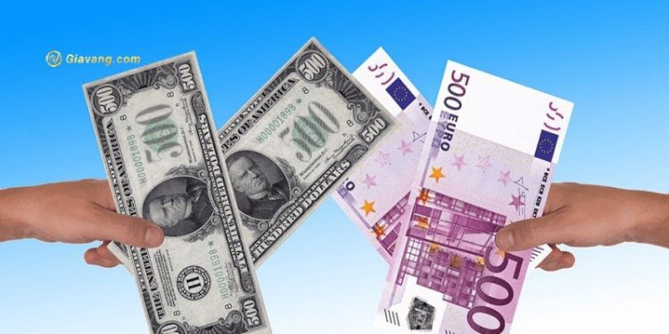 Cập nhật thủ tục đổi tiền đô tại ngân hàng mới nhất 1 Thủ tục đổi tiền đô tại ngân hàng