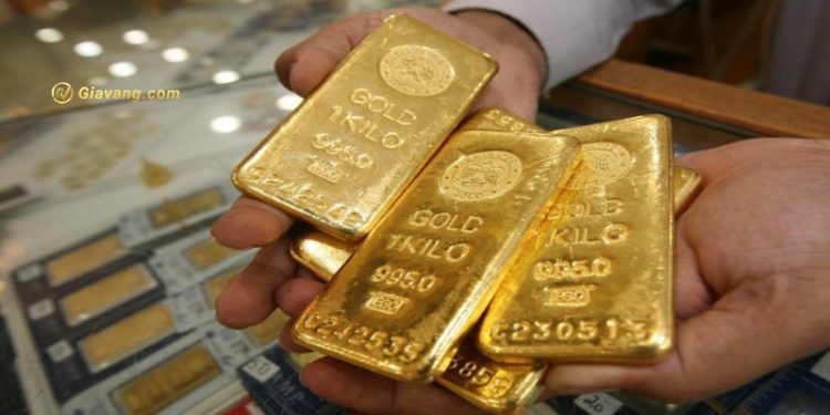 Giá vàng trong nước bất ngờ lao dốc