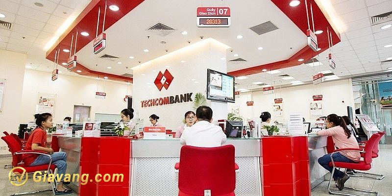 Ngân hàng Techcombank có làm việc thứ 7 không?