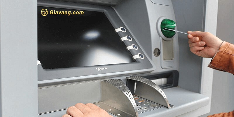 Đóng, hủy thẻ tại cây ATM