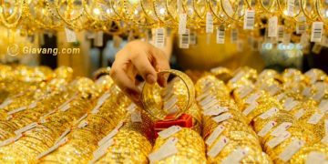Giá vàng trong nước hôm nay 10/12/2023: Vàng SJC đồng loạt điều chỉnh giảm
