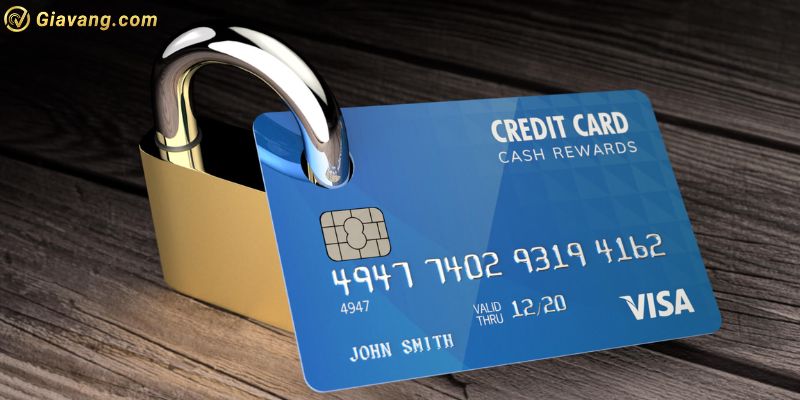 Hướng dẫn cách khóa thẻ tín dụng VPBank 