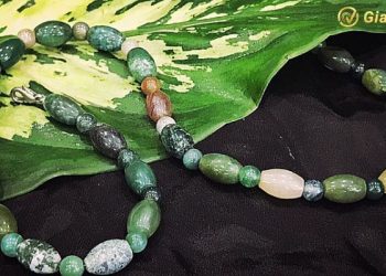 Đá Canxedon là đá gì? Tinh thể đá Canxedon hợp mệnh nào?