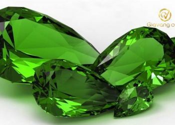 Sapphire xanh lá giá bao nhiêu? Các loại trang sức từ đá Sapphire xanh lục