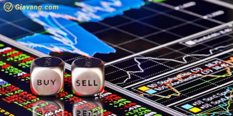 Top cổ phiếu đáng chú ý đầu phiên giao dịch 17/04