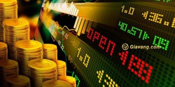 VN-Index bị "thổi bay" 60 điểm sau khi xuất hiện động thái "bán tháo"