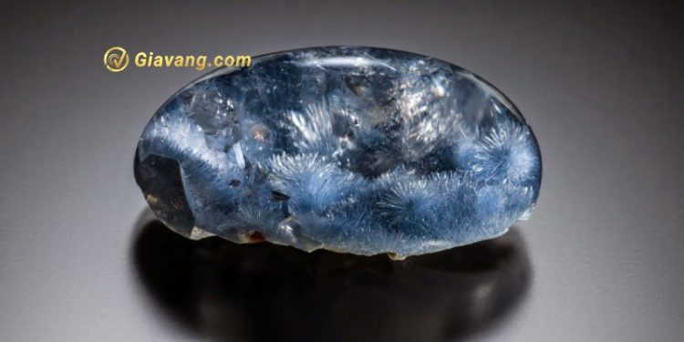 Dumortierite là đá gì? Đá Dumortierite hợp mệnh gì? Cách bảo quản thạch anh xanh lam 1 Dumortierite là đá gì? Đá Dumortierite hợp mệnh gì? Cách bảo quản thạch anh xanh lam