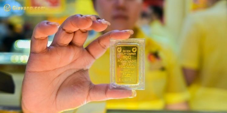 Giá vàng trong nước hôm nay 26/5/2024: Vàng SJC ổn định sau chuỗi tăng - giảm 1 Giá vàng trong nước hôm nay 26/5/2024: Vàng SJC ổn định sau chuỗi tăng - giảm