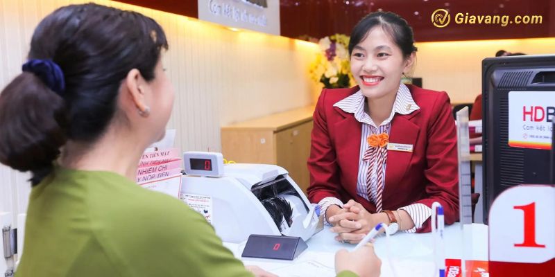 Cách giảm phí thường niên HDBank 