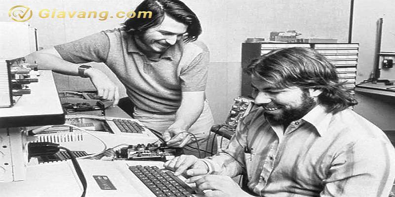 Bat dau sang lap Apple cung Wozniak