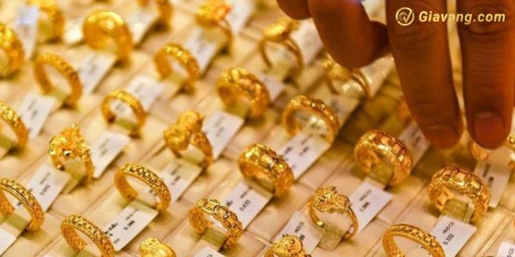 Giá vàng trong nước hôm nay 23/6/2024: Vàng SJC tiếp tục giữ nguyên 1 Giá vàng trong nước hôm nay 23/6/2024: Vàng SJC tiếp tục giữ nguyên