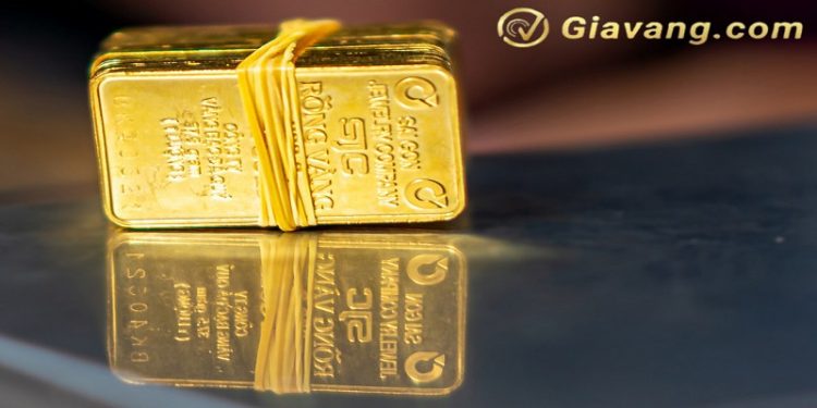 Giá vàng trong nước hôm nay 5/6/2024: Vàng SJC kéo dài đà lao dốc 1 Giá vàng trong nước hôm nay 5/6/2024: Vàng SJC kéo dài đà lao dốc