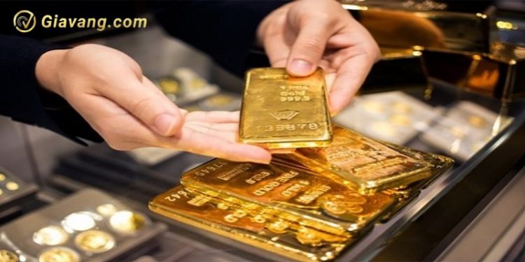 Giá vàng trong nước hôm nay 1/7/2024: Vàng SJC dao động từ 74,98 - 76,98 triệu đồng/lượng 1 Giá vàng trong nước hôm nay 1/7/2024: Vàng SJC dao động từ 74,98 - 76,98 triệu đồng/lượng