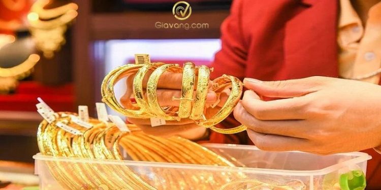 Giá vàng trong nước hôm nay 16/7/2024: Vàng nhẫn vượt mốc 77 triệu đồng/lượng