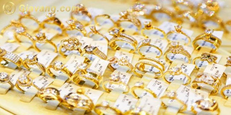 Giá vàng trong nước hôm nay 27/7/2024: Vàng nhẫn tiếp tục giảm 1 Giá vàng trong nước hôm nay 27/7/2024: Vàng nhẫn tiếp tục giảm