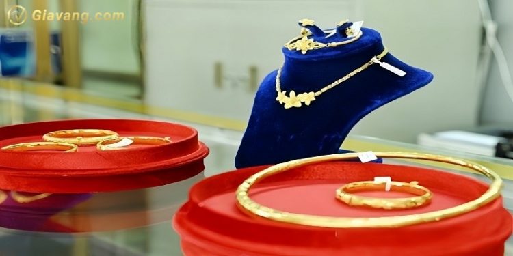 Giá vàng trong nước hôm nay 29/7/2024: Vàng duy trì sự ổn định ở 2 chiều mua - bán 1 Giá vàng trong nước hôm nay 29/7/2024: Vàng duy trì sự ổn định ở 2 chiều mua - bán