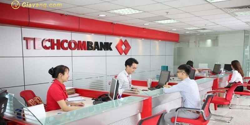 Den truc tiep cac van phong giao dich cua Techcombank