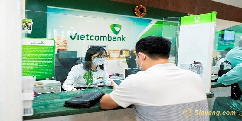 Dieu kien phat hanh the ghi no quoc te lien ket Vietcombank Dai hoc quoc gia Ho Chi Minh Visa