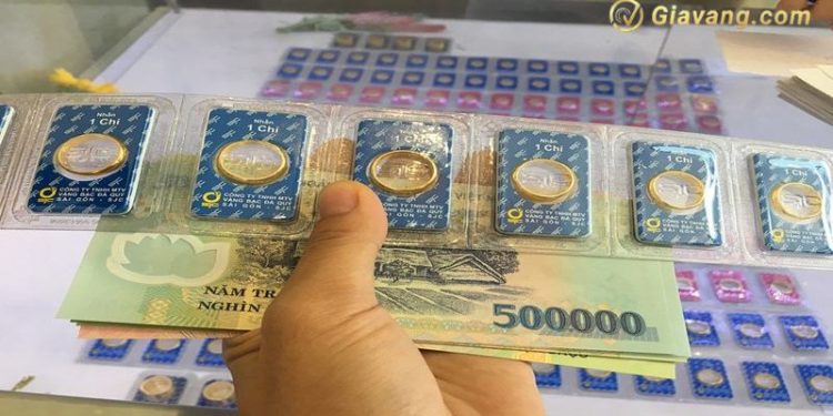 Giá vàng trong nước hôm nay 26/09/2024: Vàng nhẫn tăng “phi mã”, chạm mốc 83 triệu đồng/lượng 1 Giá vàng trong nước hôm nay 26/09/2024: Vàng nhẫn tăng “phi mã”, chạm mốc 83 triệu đồng/lượng