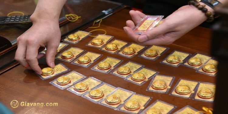 Giá vàng trong nước hôm nay 16/10/2024: Vàng nhẫn tiến sát mốc 84 triệu đồng/lượng